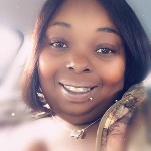 Meet your Posher, Latonya